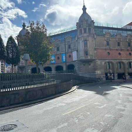 Апартаменты Habitacion Alhondiga Casa De Jorge Бильбао Экстерьер фото