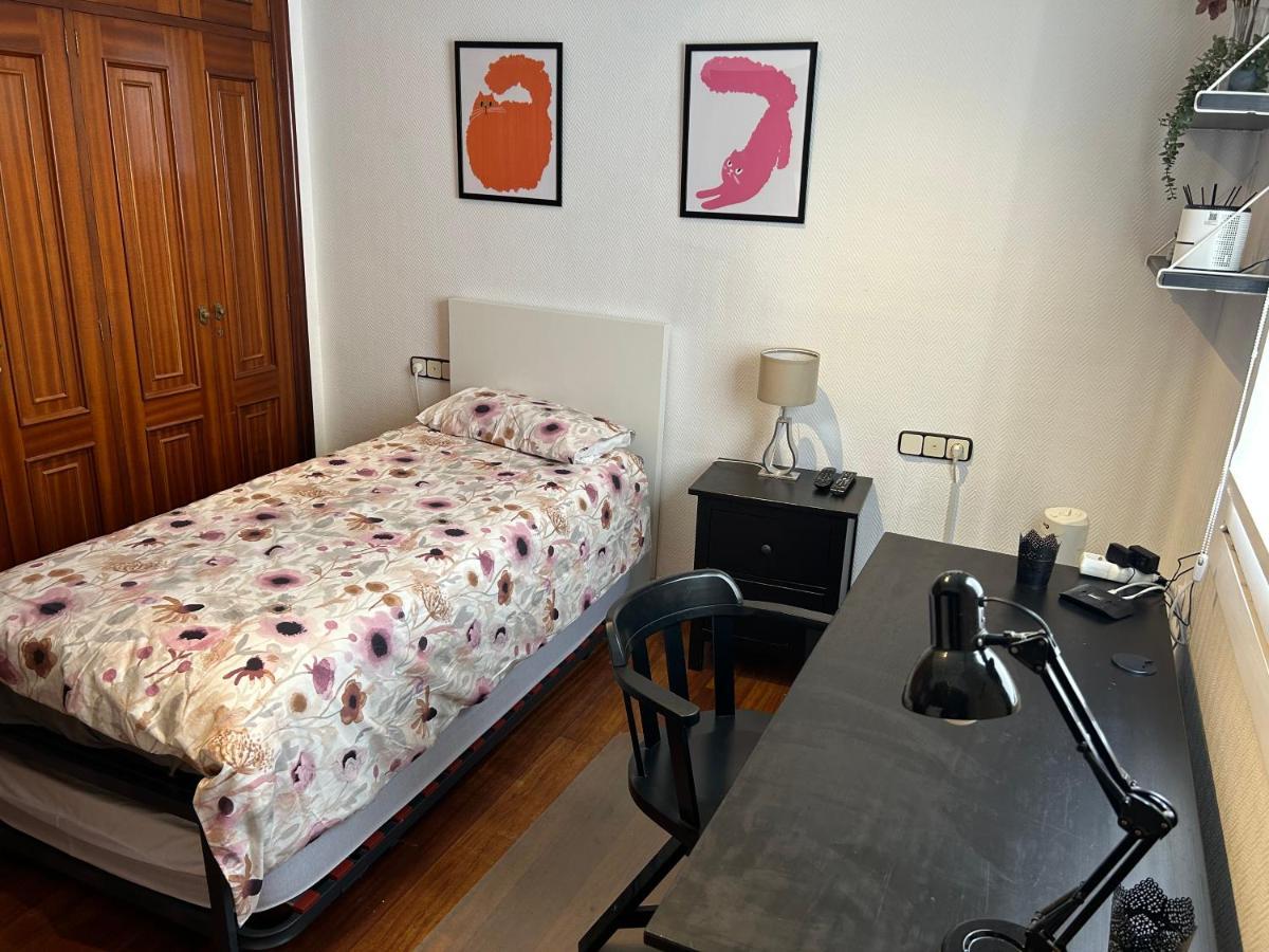 Апартаменты Habitacion Alhondiga Casa De Jorge Бильбао Экстерьер фото